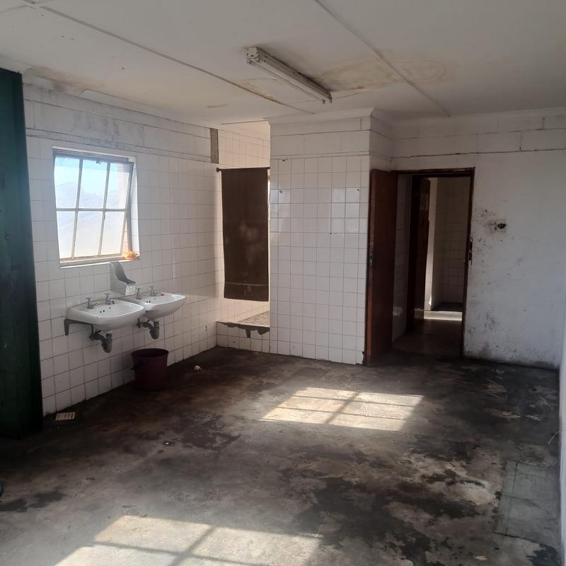 To Let commercial Property for Rent in Korsten Eastern Cape